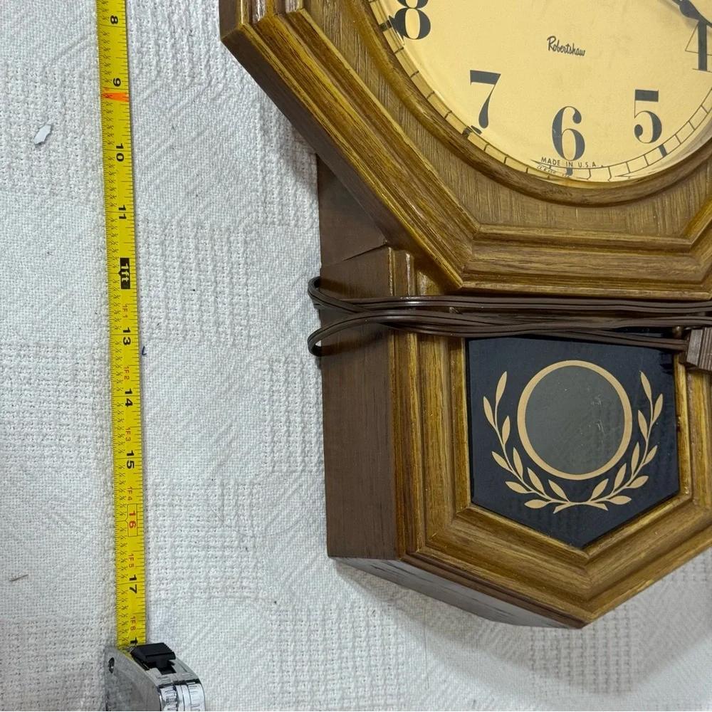 Vtg Bald Eagle Electric Robert Shaw Lux Pendulum Wall Clock Works 1950s-60s‎ USA